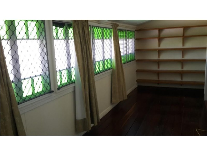 29 Bell Street, South Townsville QLD 4810