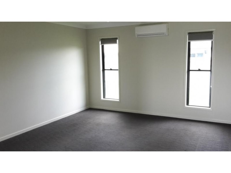 15 Lainkai Crt, Mount Low QLD 4818