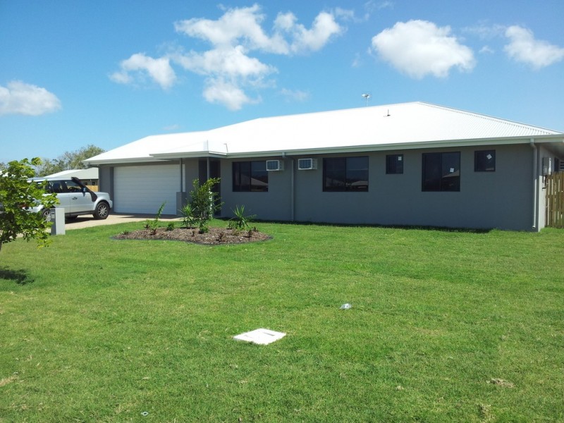15 Lainkai Crt, Mount Low QLD 4818