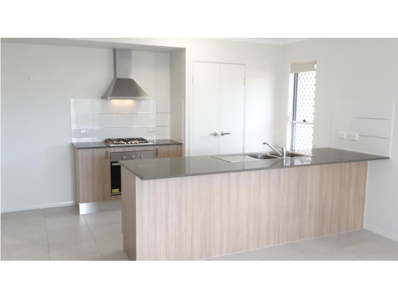 6 Delaware Green LIBERTY RISE, Mount Louisa QLD 4814