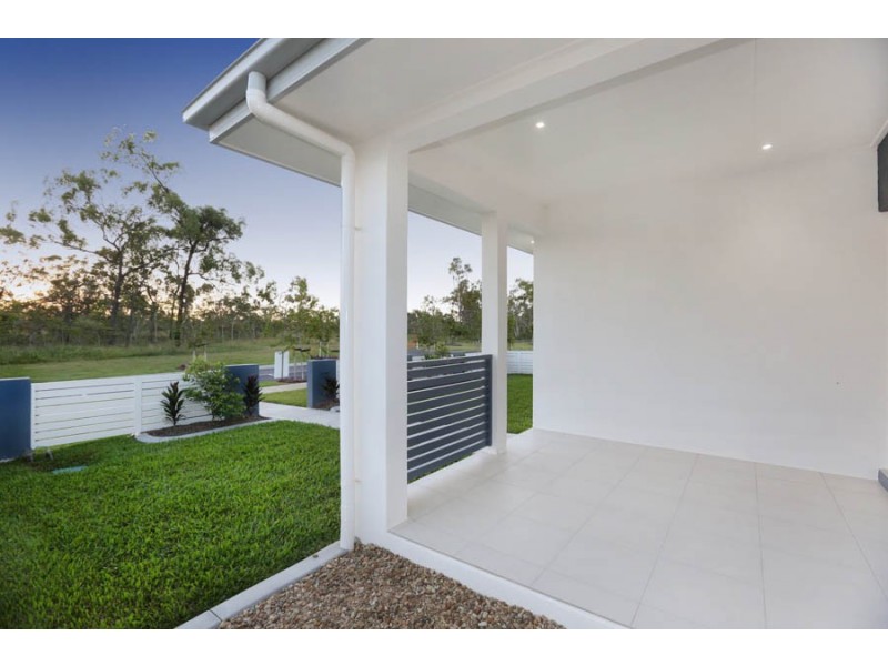 12 Ascot Parkway, Shaw QLD 4818