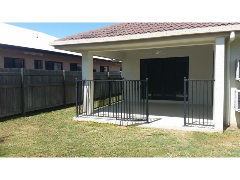 17 Waterfront Parade, Idalia QLD 4811