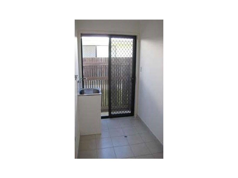 17 Waterfront Parade, Idalia QLD 4811