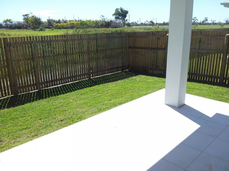 79 Monolith Cct, Mount Louisa QLD 4814