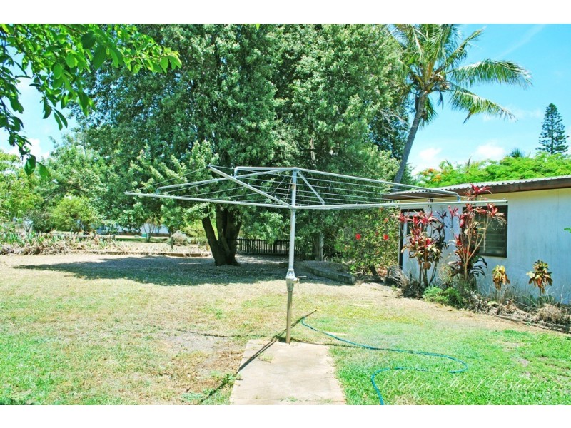 30 The Esplanade, Elliott Heads QLD 4670