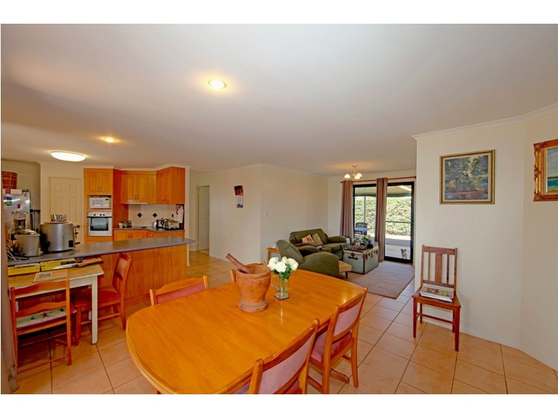 5  Fiona Pl., Bargara QLD 4670