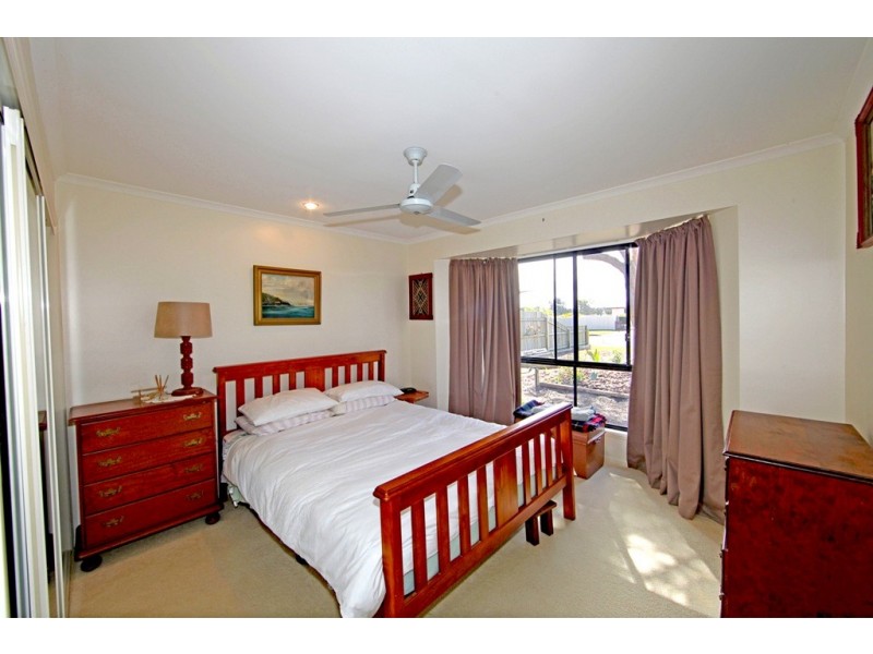 5  Fiona Pl., Bargara QLD 4670