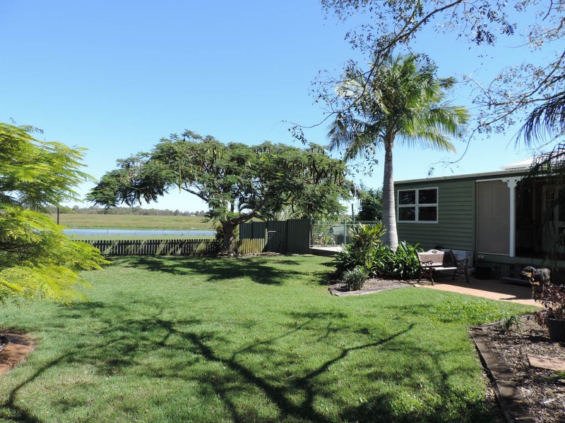 49 Daveys Dr, Branyan QLD 4670