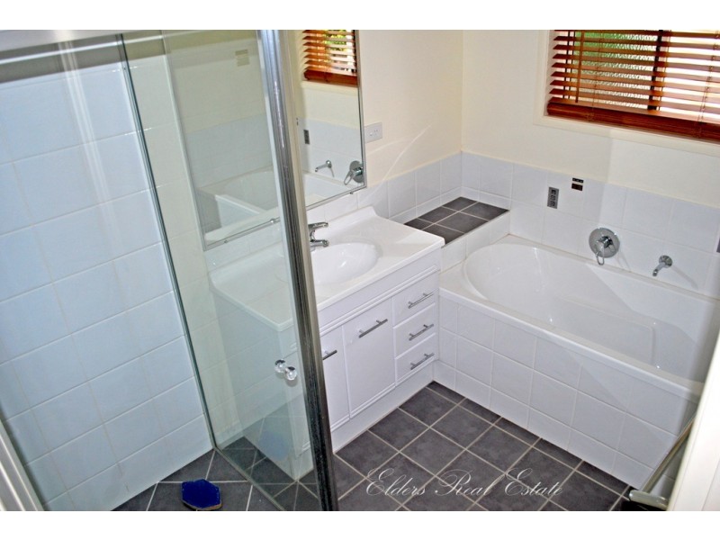 7 Caprice Dr., South Bingera QLD 4670