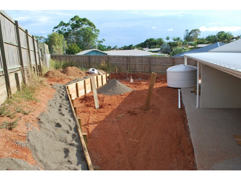 Unit 2-2a Pinnacle Ct, Avoca QLD 4670