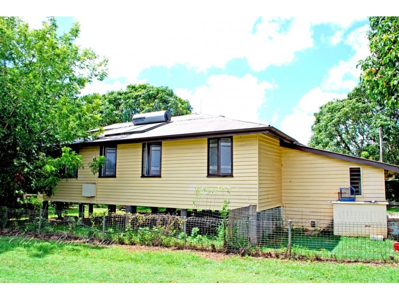 33785 Bruce Hwy, Gin Gin QLD 4671