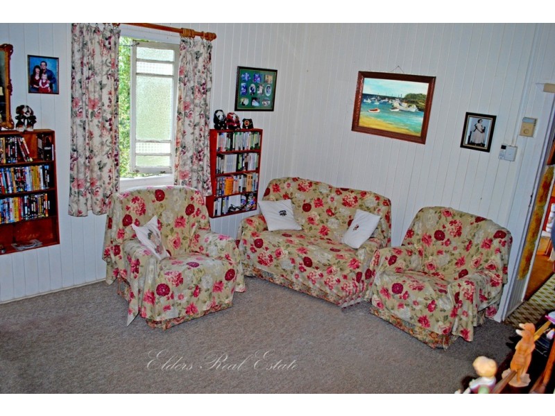 33785 Bruce Hwy, Gin Gin QLD 4671