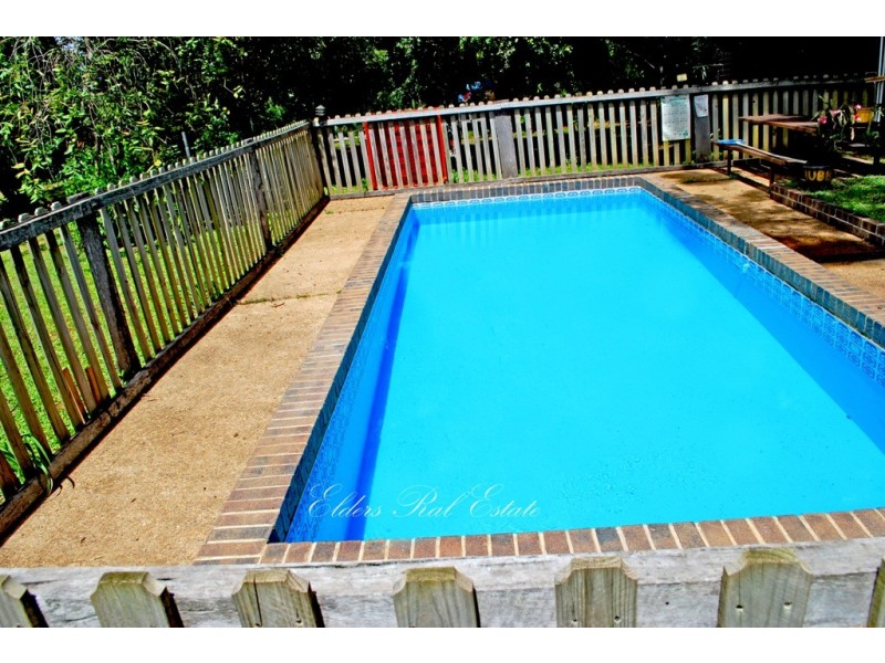 33785 Bruce Hwy, Gin Gin QLD 4671
