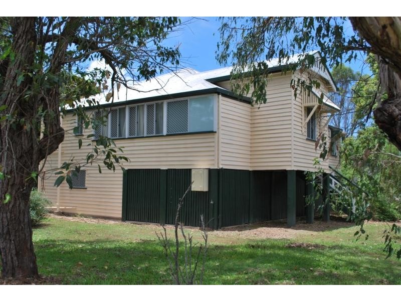 33 Curtis St, Bundaberg South QLD 4670