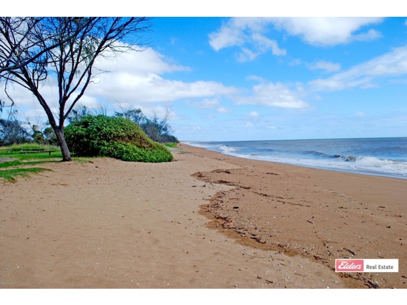 19 Castle Crt, Moore Park Beach QLD 4670