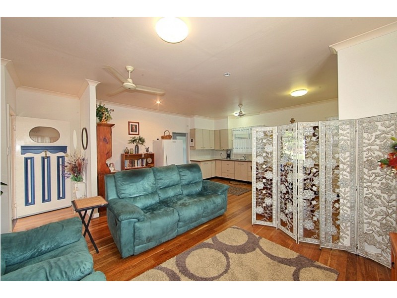166 Byrne St, Millbank QLD 4670