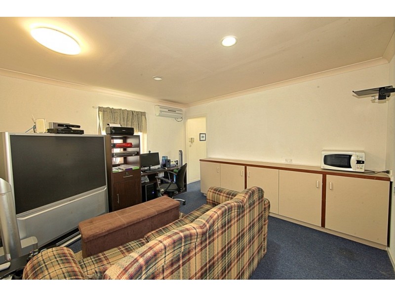 166 Byrne St, Millbank QLD 4670