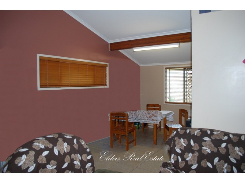 50 Thabeban St, Avenell Heights QLD 4670