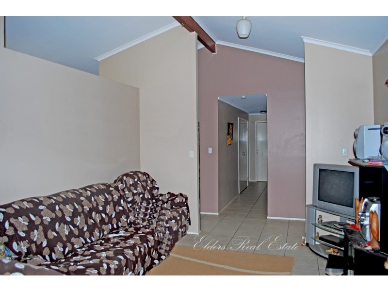 50 Thabeban St, Avenell Heights QLD 4670