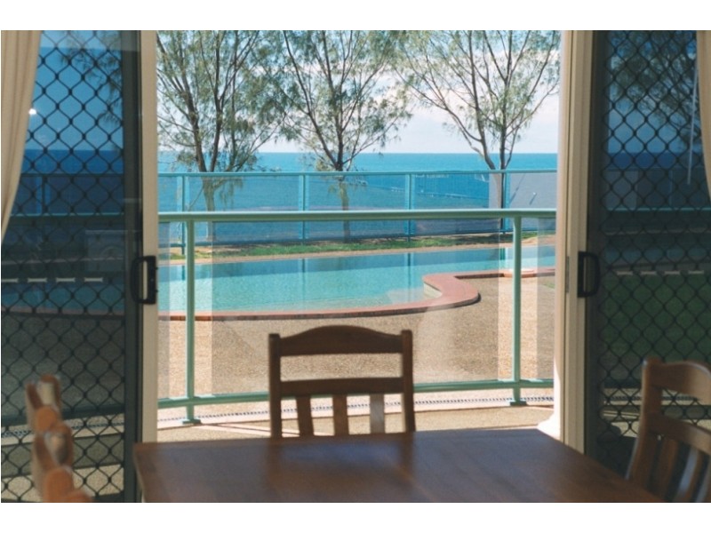 130 Barolin Esplanade, Coral Cove QLD 4670