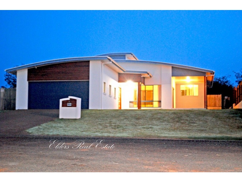 2 Arthur Brown Crt, Coral Cove QLD 4670