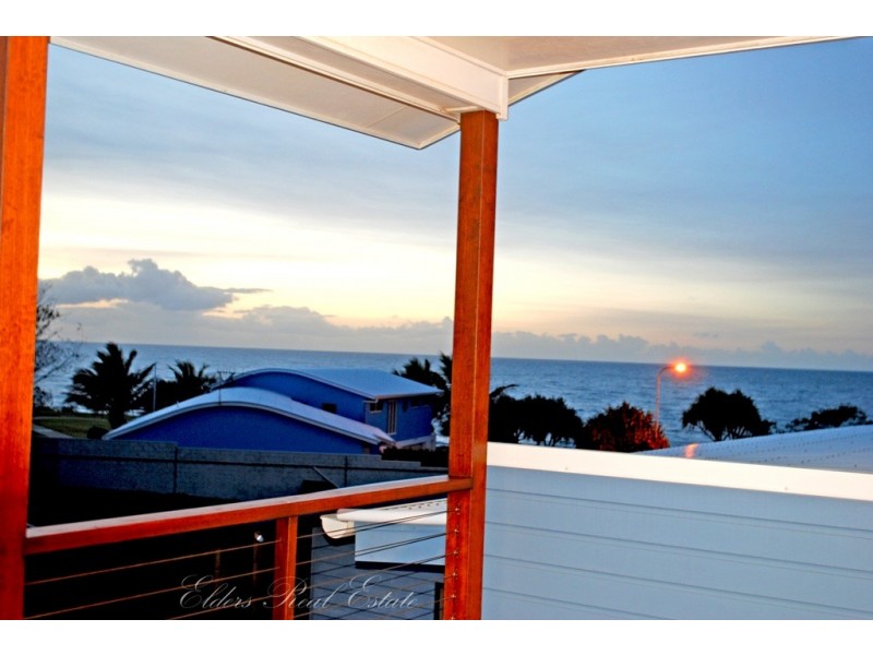 2 Arthur Brown Crt, Coral Cove QLD 4670