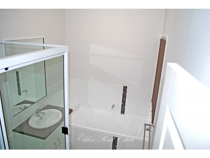 Unit 3, 6 Curtis St, Bundaberg South QLD 4670