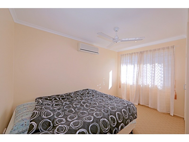 18 Kinghorn St, Kalkie QLD 4670