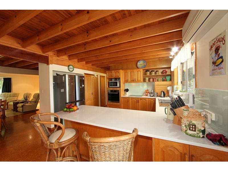 772 Gooburrum Rd, Welcome Creek QLD 4670