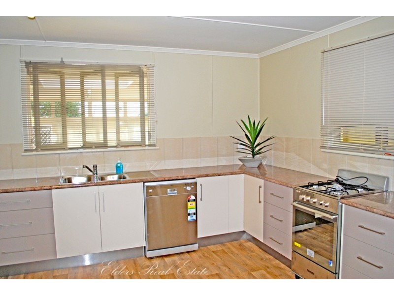 64 Sims Rd, Walkervale QLD 4670