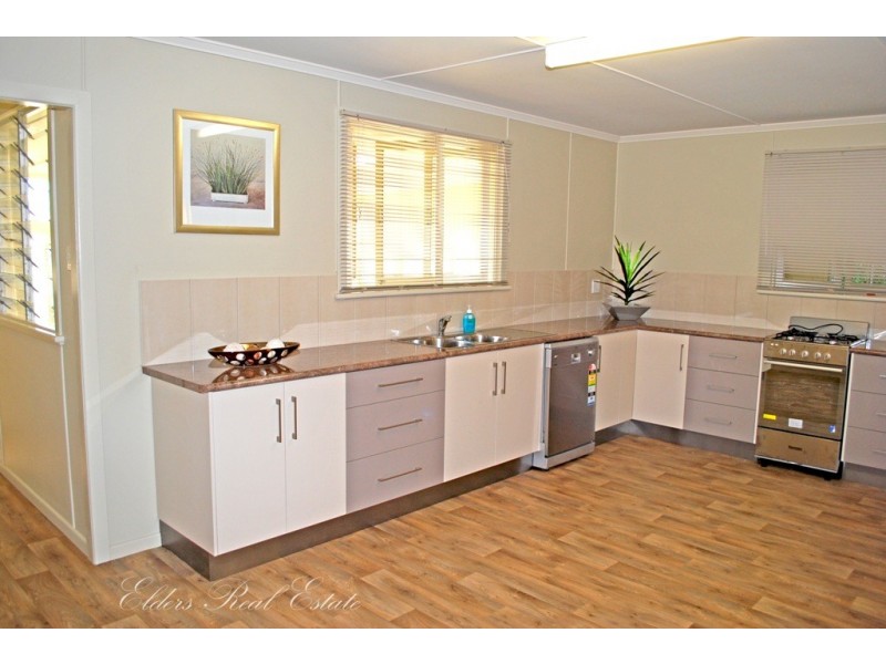 64 Sims Rd, Walkervale QLD 4670