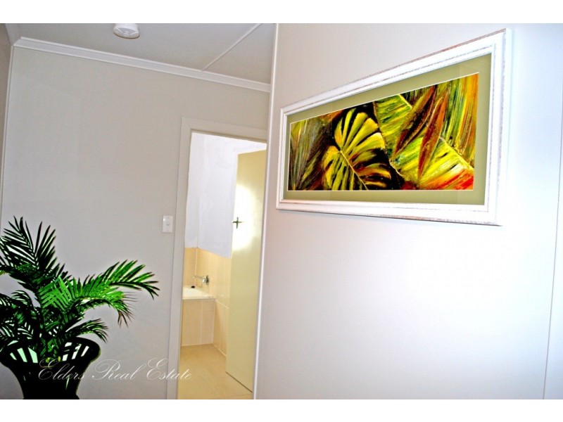 64 Sims Rd, Walkervale QLD 4670