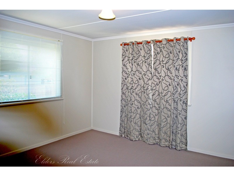 64 Sims Rd, Walkervale QLD 4670