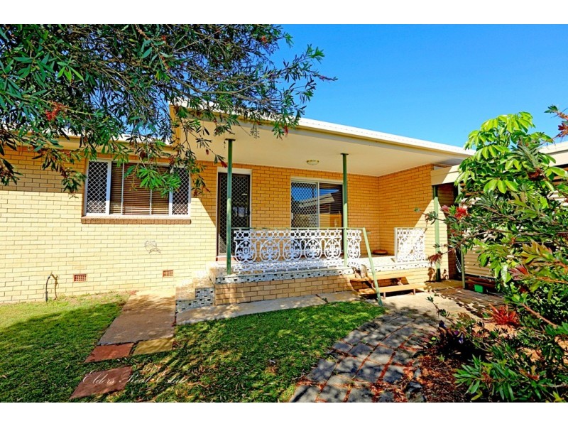 18 Loney St, Avenell Heights QLD 4670