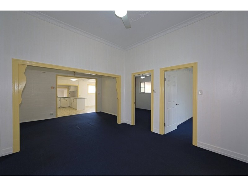 20 Alice St, Walkervale QLD 4670