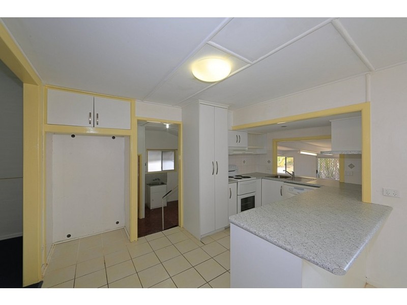 20 Alice St, Walkervale QLD 4670
