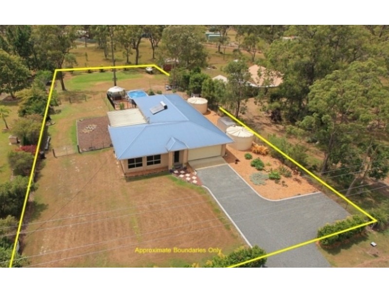 29 Pharlap Pde, Branyan QLD 4670