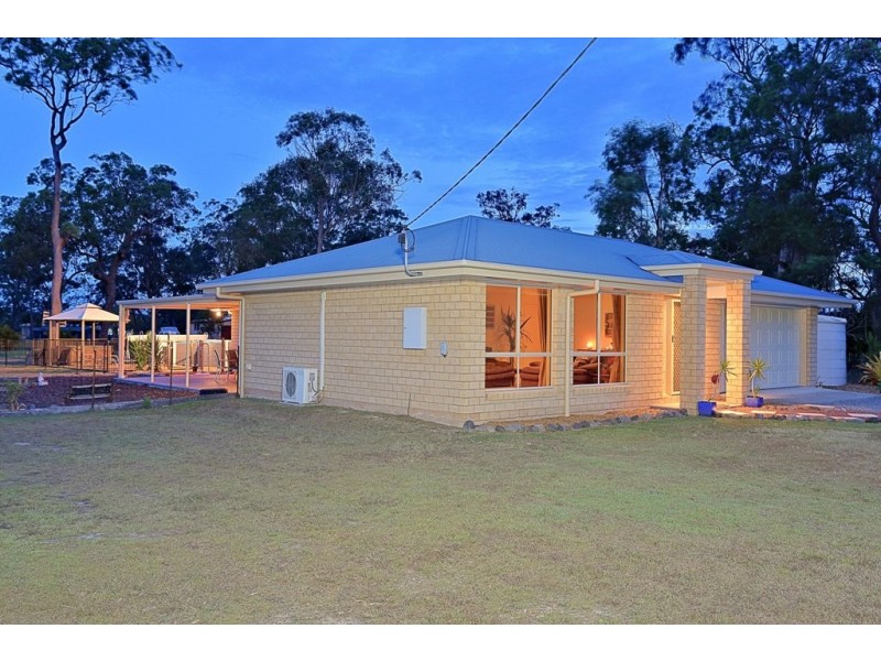29 Pharlap Pde, Branyan QLD 4670