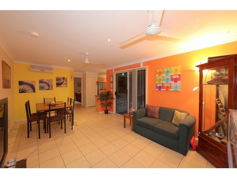 29 Pharlap Pde, Branyan QLD 4670