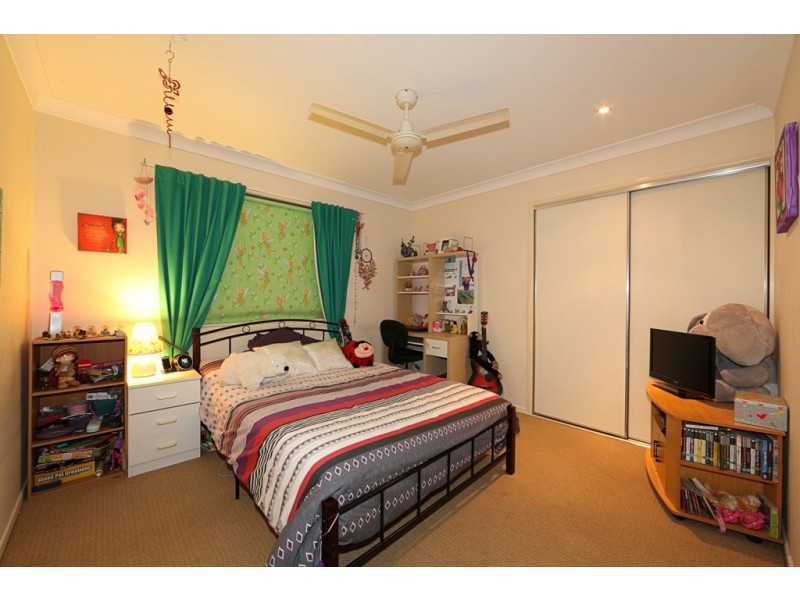 29 Pharlap Pde, Branyan QLD 4670