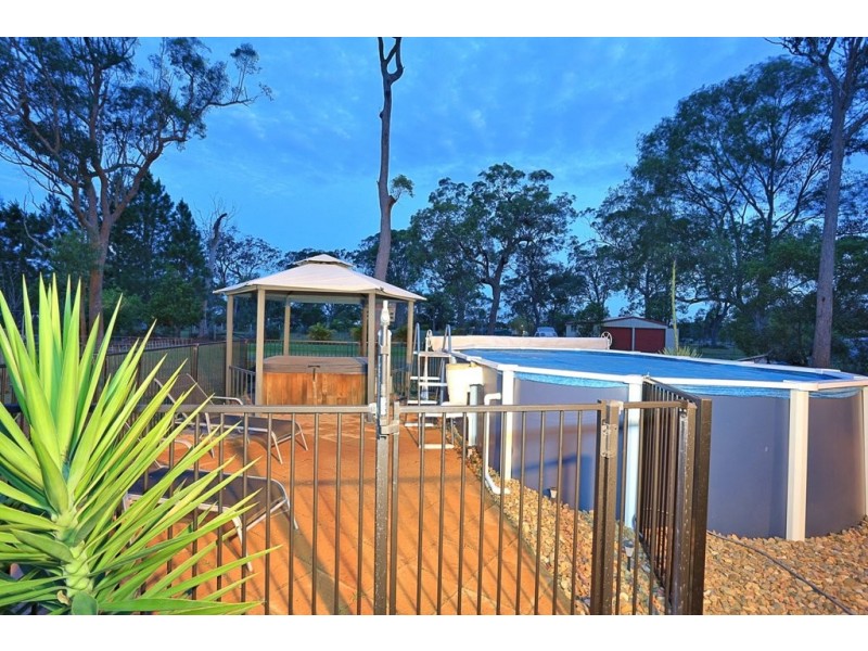 29 Pharlap Pde, Branyan QLD 4670
