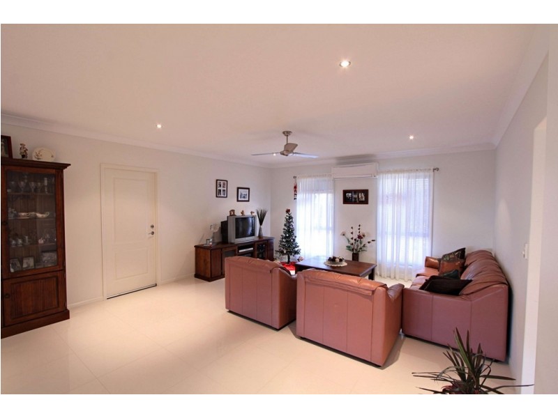 10 Fierro Dr, Bargara QLD 4670