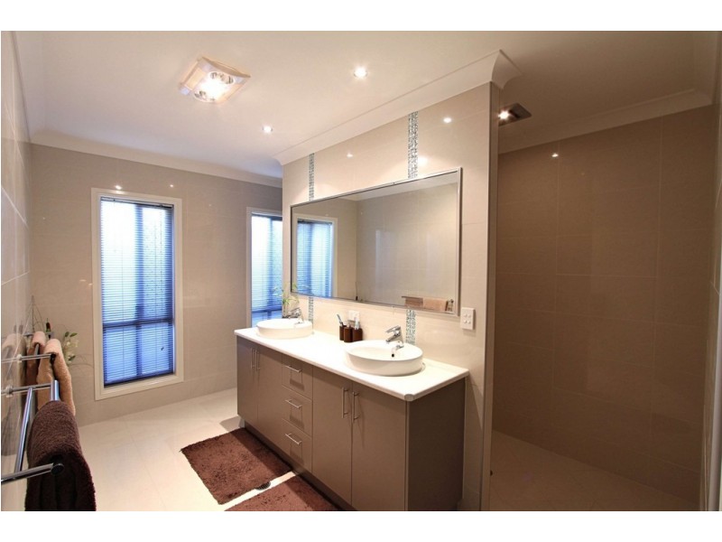 10 Fierro Dr, Bargara QLD 4670