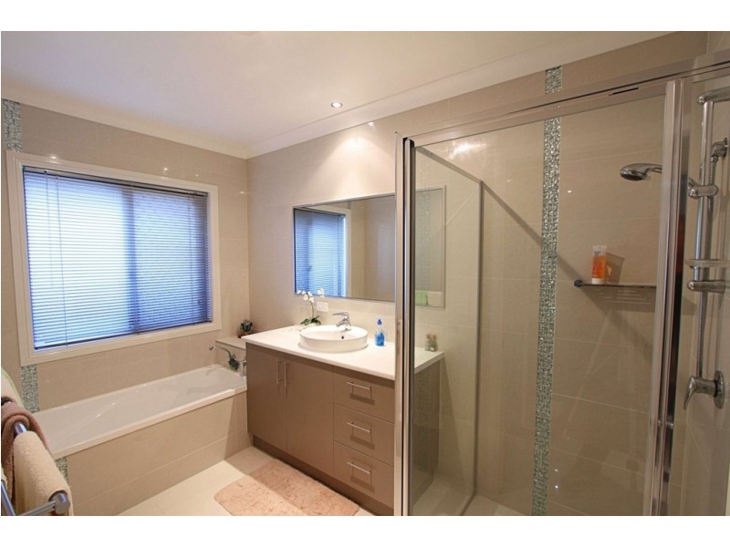 10 Fierro Dr, Bargara QLD 4670