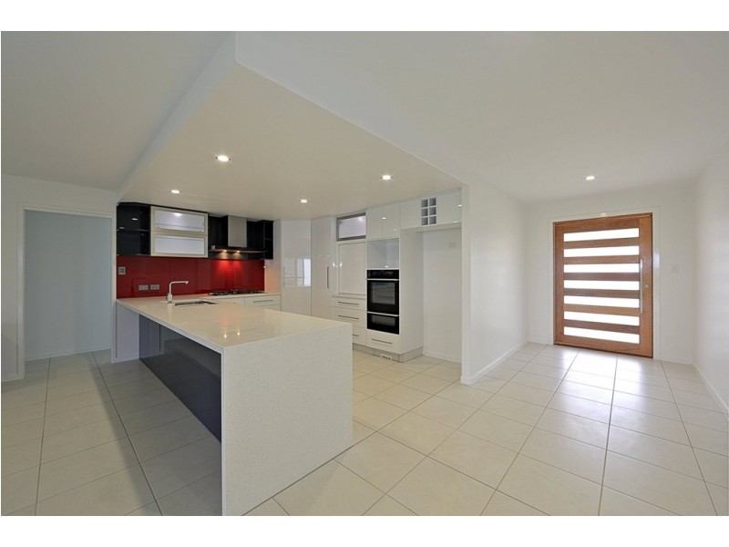 36 Palmerston Dr, Branyan QLD 4670