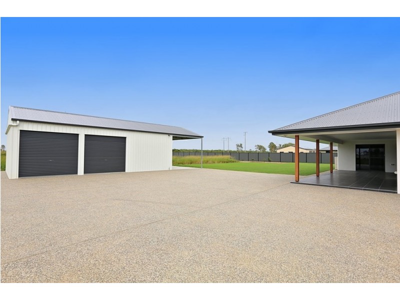 36 Palmerston Dr, Branyan QLD 4670