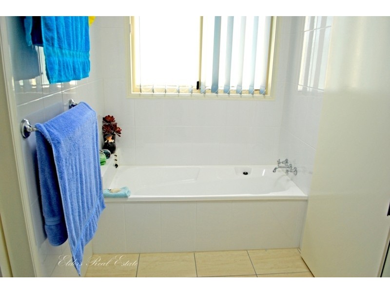 164 Branyan Dr, Avoca QLD 4670