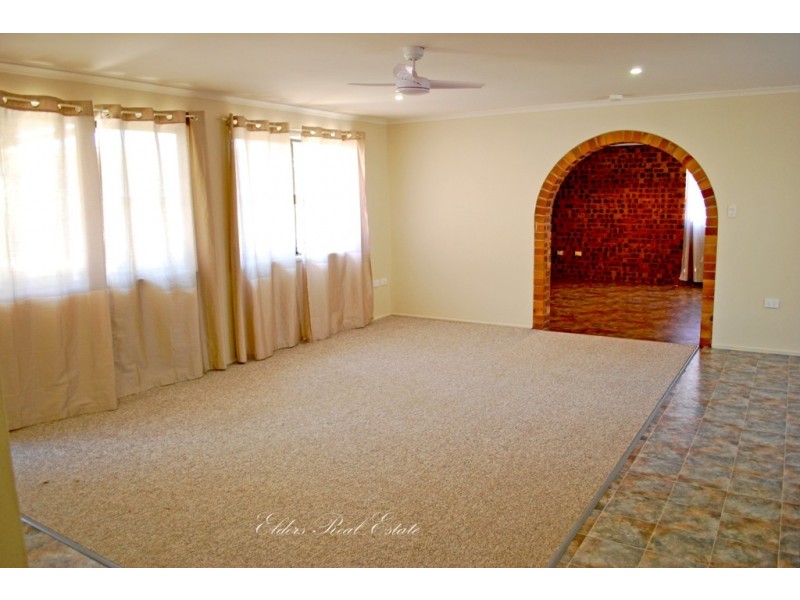 62 Cortes Dr, Thabeban QLD 4670