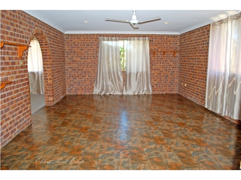 62 Cortes Dr, Thabeban QLD 4670