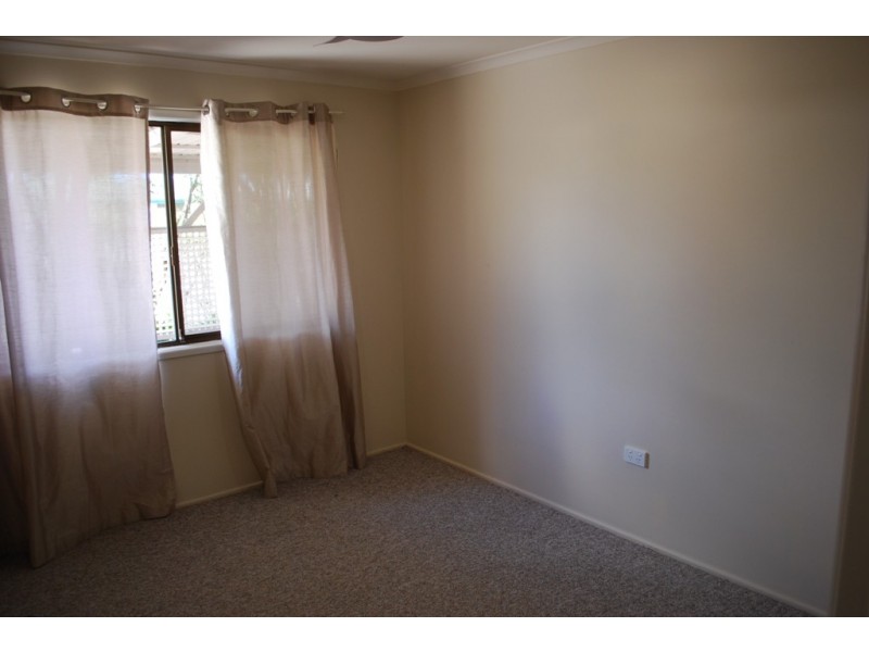 62 Cortes Dr, Thabeban QLD 4670